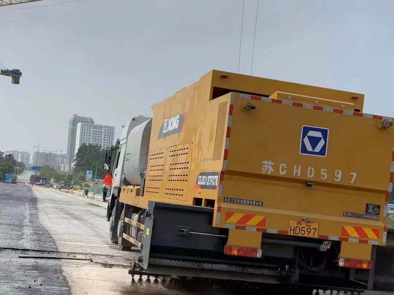 同步封层车